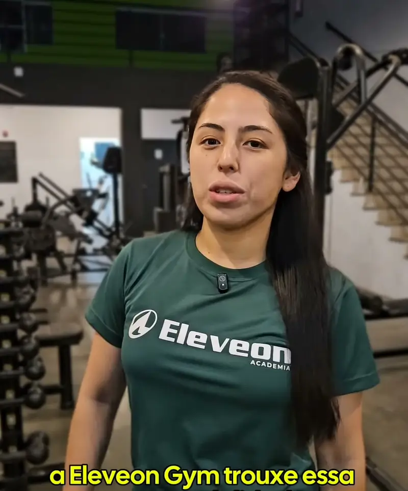 Professora de Mat Pilates da Eleveon na academia